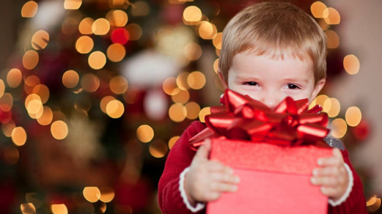 Regali Di Natale Per I Figli.Natale Regali Per Bambini E Ragazzi